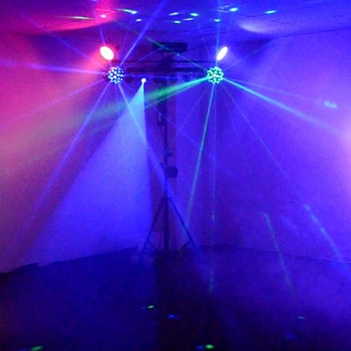 Lichtanlage 2 in Aktion; farbige Strahlen und Lichter, Nebel, Partyfeeling; zu mieten bei VEITLIGHT® in Berlin Lichtenberg